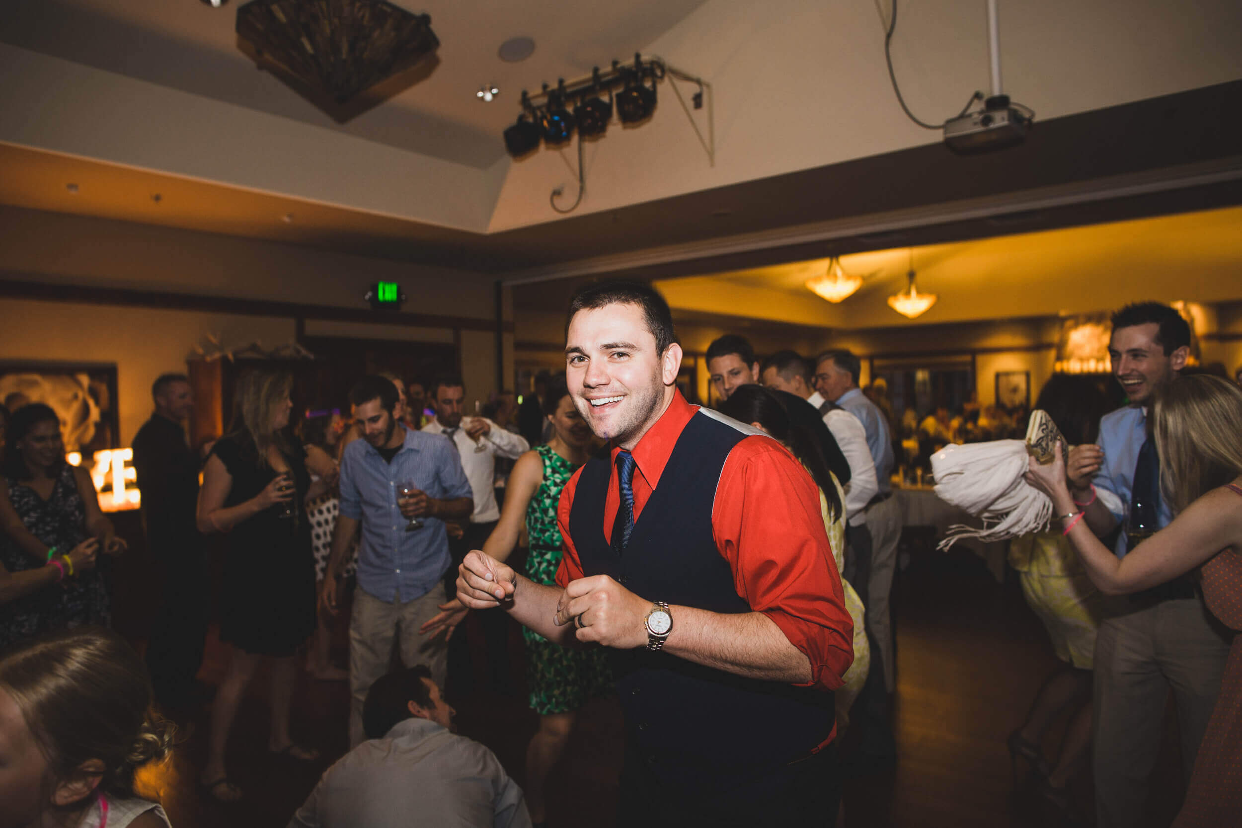 Bend-Event-Sound-Wedding-Dance-Party-