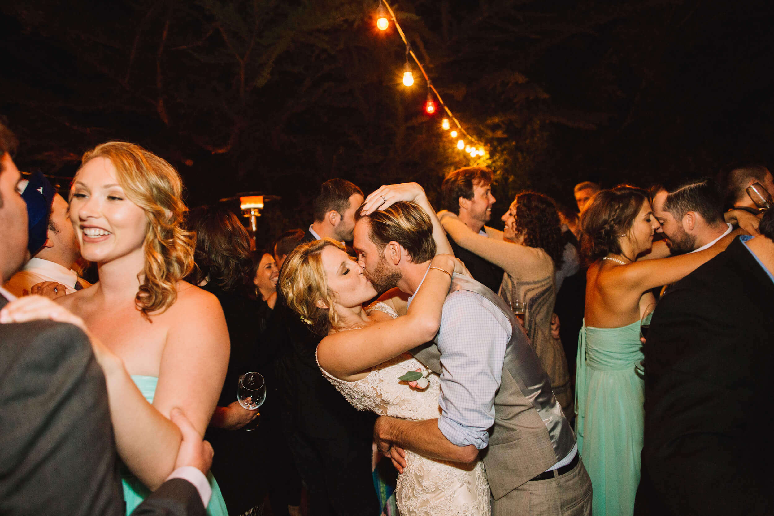 Dancing-Bend-Event-Sound- The best wedding DJs